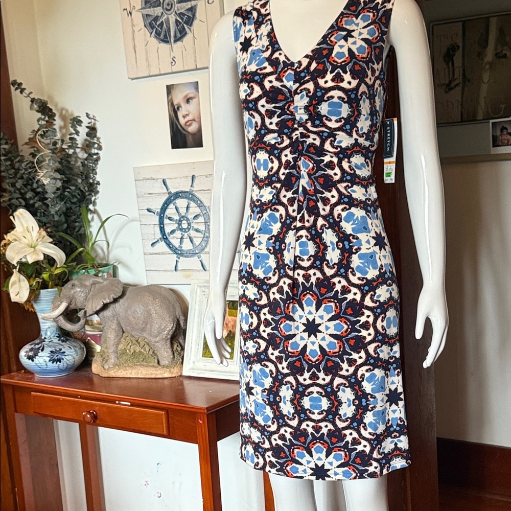 NWT jones NY size small stretch Vibrant Patterned Sleeveless Dress